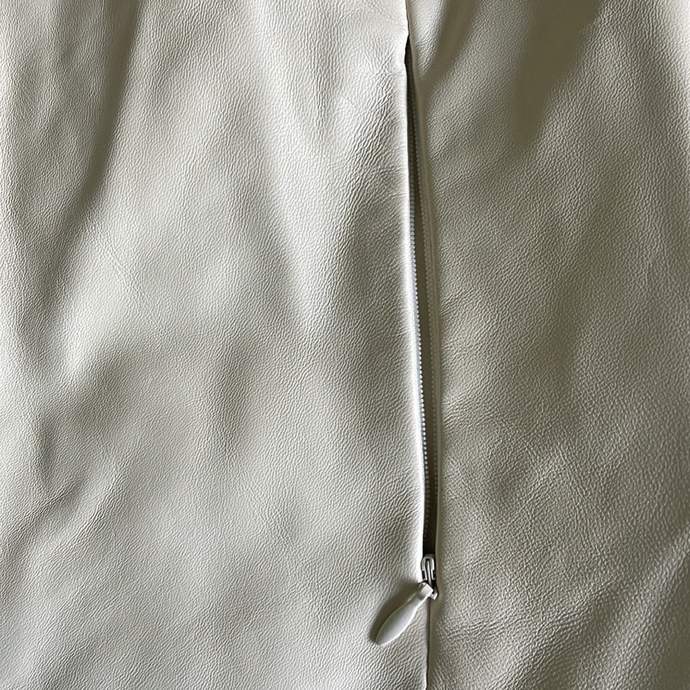 Jacket - Picture 3 of 4
